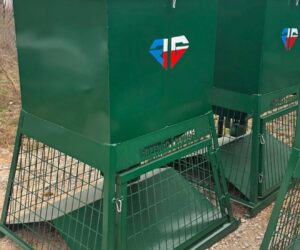 800lb GreenGo Broadcast Feeder