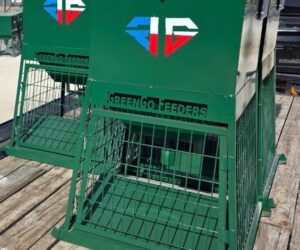 400lb GreenGo Broadcast Feeder